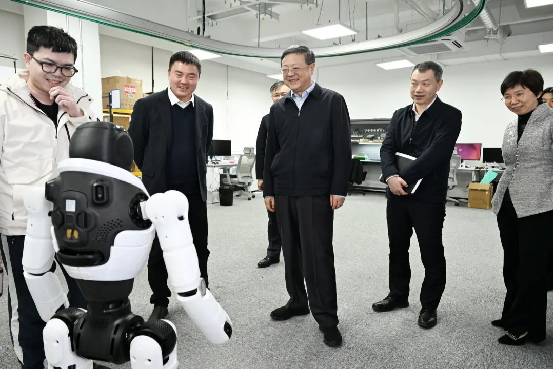 上海市委书记陈吉宁专题调研u8集团官网入口机器人